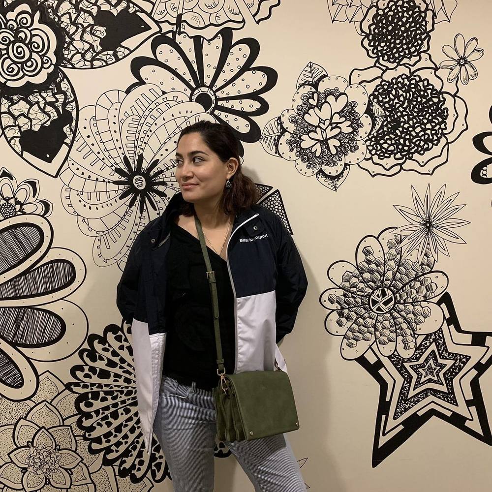 Meet your Posher, Gabriela